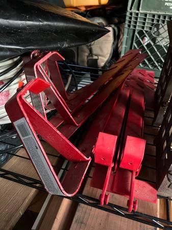 2 pair of roof jacks- new - 1 fixed, 1 adjustable 1