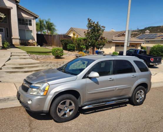 Gorgeous...***CHEVROLET EQUINOX LT SUV ☆ Low Miles - $3,300 (El Cajon)63624789292035124