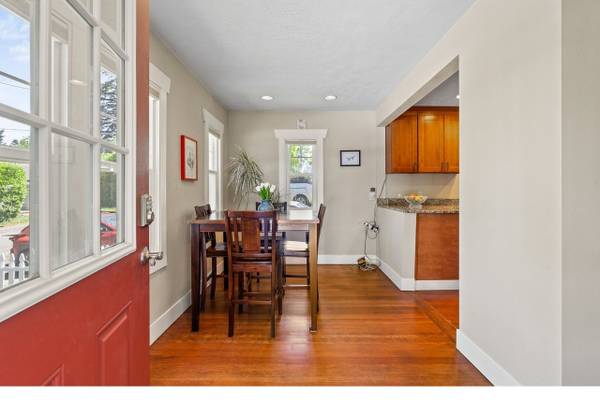 $2,580 / 2hab - 1174ft2 - ¡8610 SE 28th Ave es la casa que querrás hacer tu hogar! (Milwaukie)63831396579587124