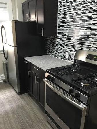 $1,795 / 3br - 1200ft2 - Hardwood Flooring, Den, 3/BD 1/BA64013204868994122