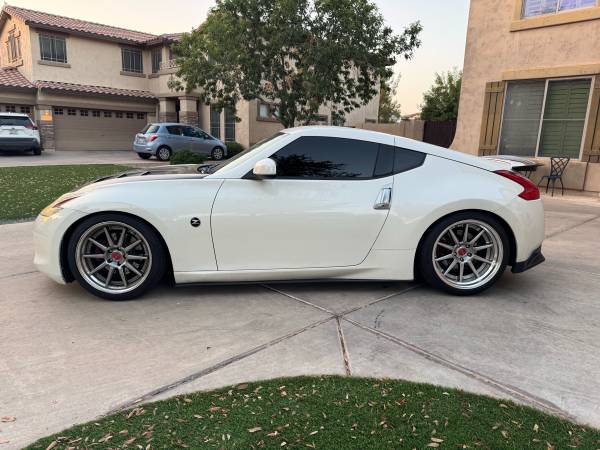 ¡2016 NISSAN 370Z MUCHOS EXTRAS! - $12,800 (Gilbert)63616970330881121