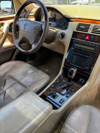 2001 E320 Mercedes-Benz - $2,200 (Hayward)63473218657921124