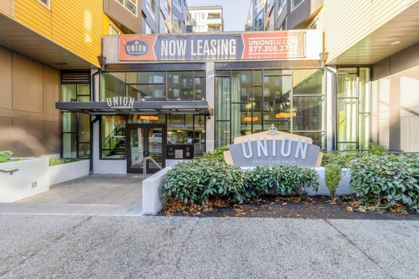 $2,054 / 506ft2 - Patio/Balcón, Pesas Libres, Ventilador de Techo (905 Dexter Ave N, Seattle, WA)63891324152578124