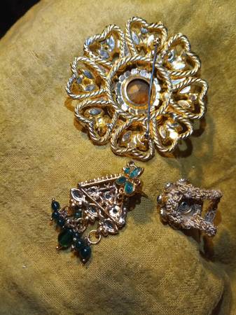 St Patrick's jewelry 1