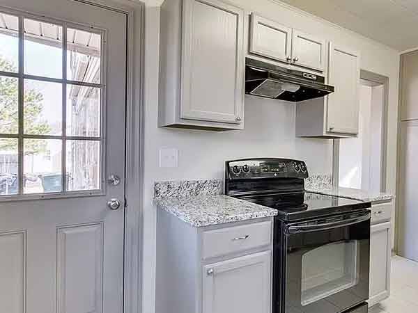 $850 / 2br - Cute  2 Bedrooms, 1 Bathroom, 1 Car Garage (Oklahoma City, OK)63670484521347122