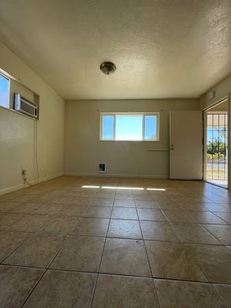 $1,899 / 3br - Great location, newly remodeled, 3b/2ba, available now (hayward / castro valley)63695878239107122