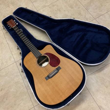 Martin Acoustic Electric Dreadnought Guitar with Martin Case 1