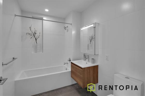 $3,200 Estudio en McCaren Park (Williamsburg)63854289011587124