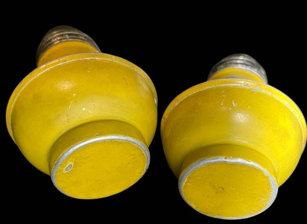 Antique Tin Salt & Pepper Shakers Floral Graphic - $20 (Baldwin)63471465309953122