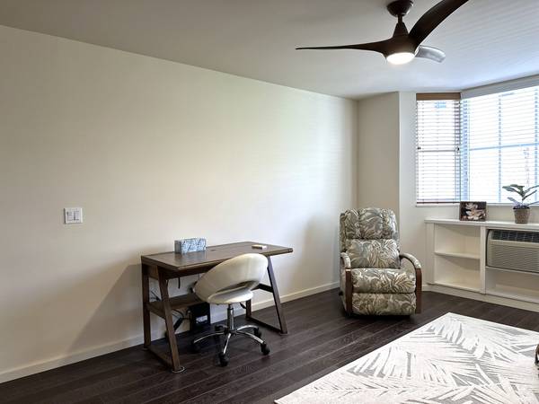 $3,250 / 2br - 837ft2 - The Cove Waikiki - 2BR/2BA/2PK (Pet Negotiable) (Honolulu)63939665036035122