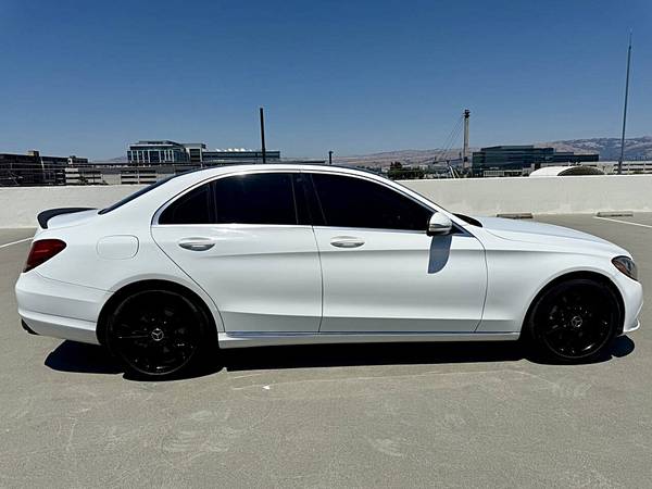2015 Mercedes-Benz Clase C C 300 4 puertas Sedán - $11995,00 (san jose norte)63470788088963124
