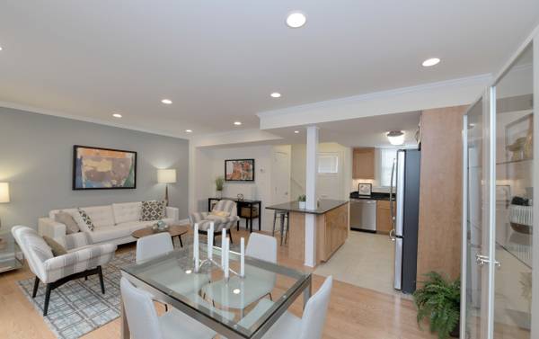 $3,645 / 2br - West Roxbury 2 Bed/1 Bath Townhouse | Hancock Village (West Roxbury)63810087404419123