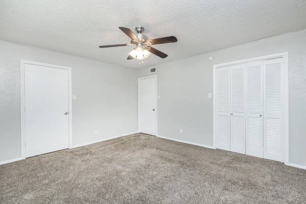 $870 / 416ft2 - Studio, Patio or Balcony, 9Ft Ceilings (2217 Ridgmar Blvd, Fort Worth, TX)63622615898243123