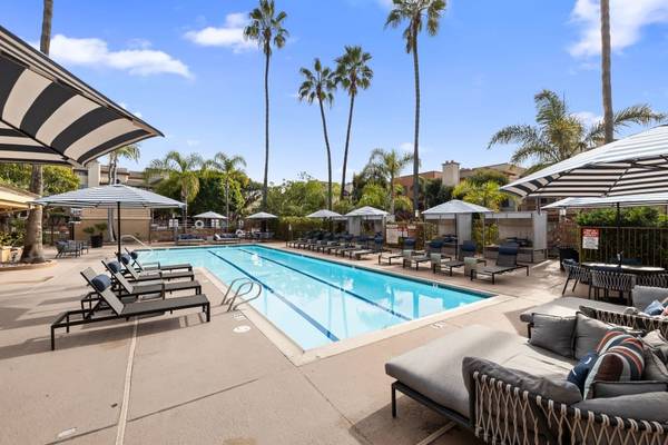 $3,505 / 2br - 1004ft2 - 2BD 2BA, parrillas para barbacoa, ubicado en San Diego! (3417 Lebon Dr, San Diego, CA)63775697713793123