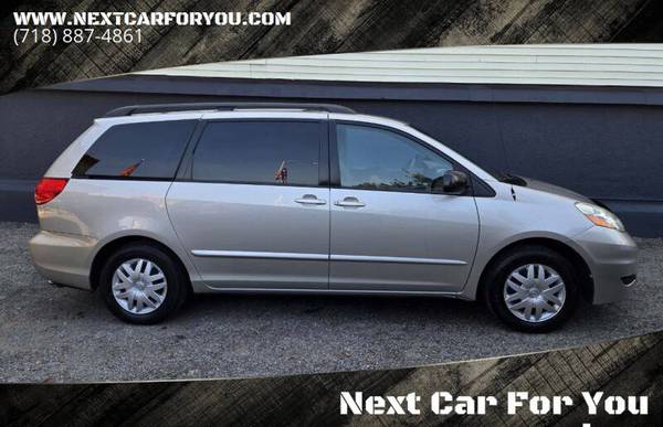 TOYOTA SIENNA LE 98xxx Miles - CARFAX Certified - EXTRA clean - $6,99563654722763907124