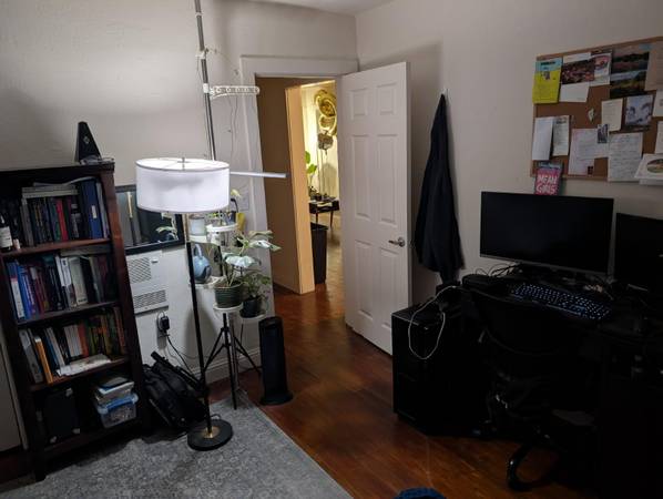$1,275 Spacious Room in Emeryville on Berkeley boarder (berkeley)63682832382339124