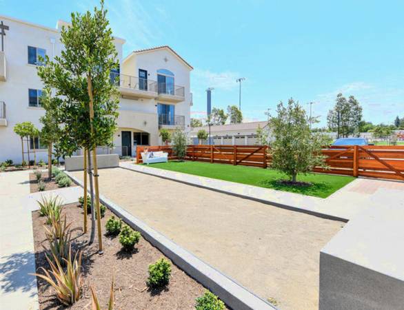 $2,720 / 1br - 1 Bed GET MOVING NOW! CALL US - EV Charging, Clubhouse & Wi-Fi (Vista)63701723357953124