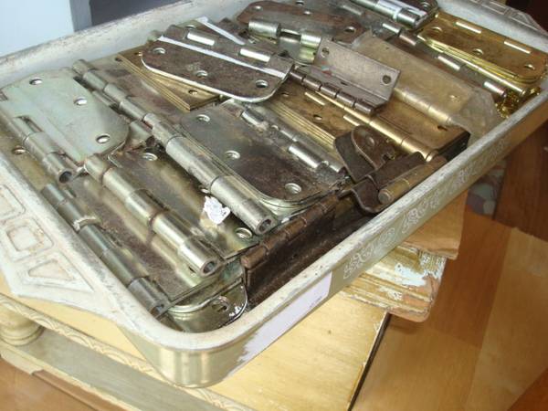 tray full door hinges 1