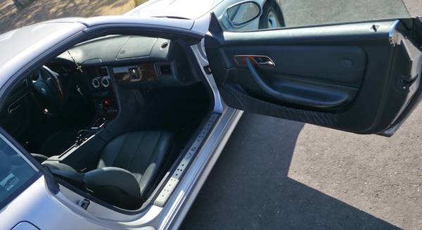 2001 Mercedes SLK320 - $3.000 (Merced, CA)63435382289411122