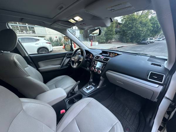 Subaru Forester - $16,400 (Oeste de Los Ángeles)63441238935043124