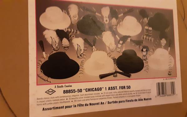 New Years Eve Hats Streamers 1