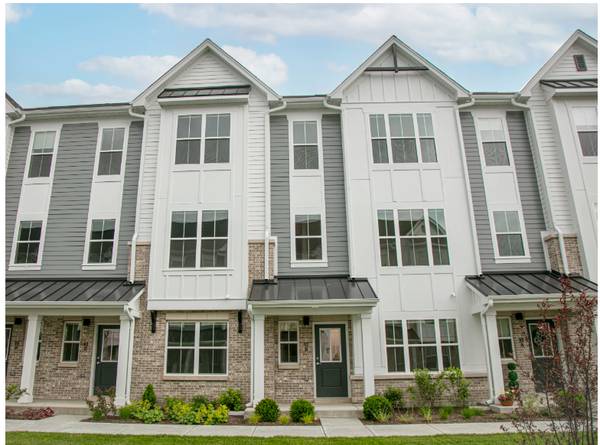 $1,870 / 1br - 718ft2 - Available 10/13/25 – 1 Bed / 1 Bath Apartment | 718 sq. ft. | $1,870/m (Crystal Lake)64041811474306120