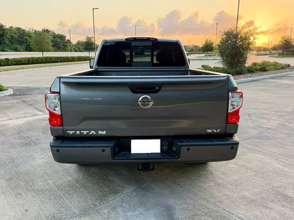 2017 Nissan Titan SV King - Photo 6