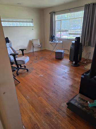 $400,000 / 5br - 02160ft2 - 🔥 Investor Alert – Off-Market Westminster Brick Ranch at $400,000 (Westminster)63920604041986123