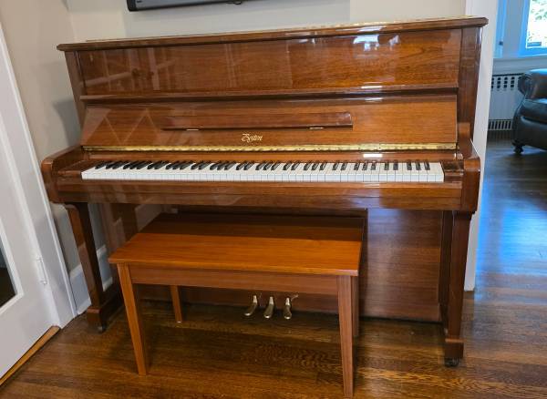 BOSTON Steinway Upright Piano Model 118E - $6,000 (Scarsdale)63471380274561124