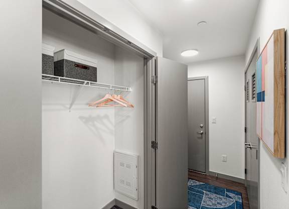 $2,560 / 2br - 920ft2 - Estaciones de carga para vehículos eléctricos, Sala de juegos, 2H/2B (601 South Shirley Street, Tacoma, WA)63659549310211124