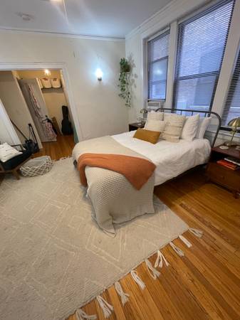$1,575 Spacious floorplan! Lakeview/Lincoln Park Location! (Lakeview)63899124925826124