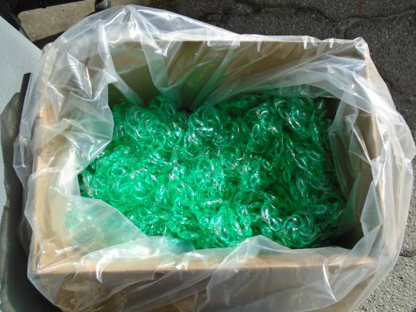 1100 laundry machine soap pods 1