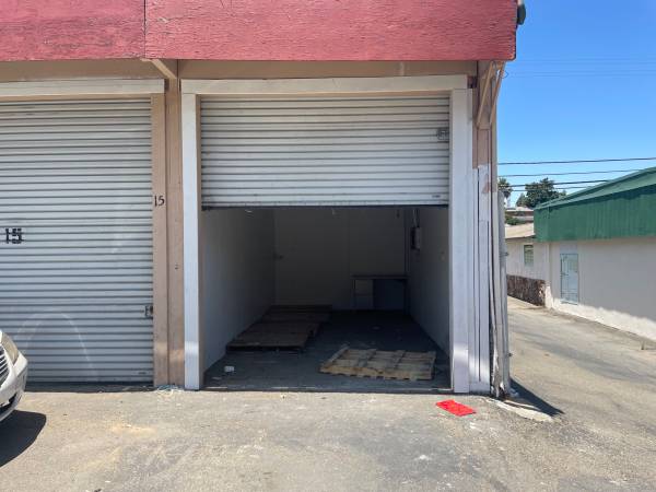 $350 / 200ft2 - Work/Storage Space in Lakeside (Lakeside)63998605030403121