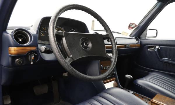 Mercedes Benz 300 Turbo Diesel - $19.500 (West Palm Beach)63485814725633122