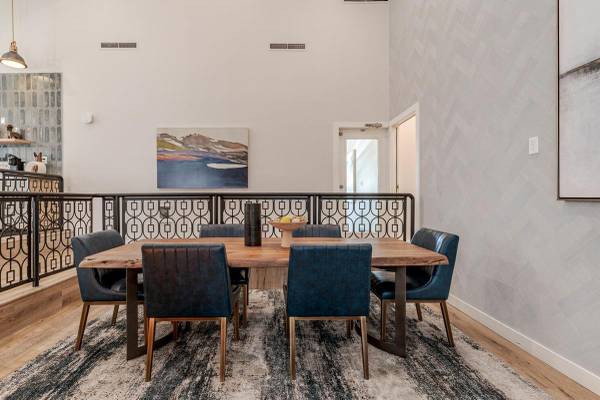 $1,435 / 1br - 581ft2 - Bark Park, Fitness Center, 24-hour emergency maintenance (Happy Valley, SE Portland, Milwaukie, Clackamas, Portla)63820909534593121