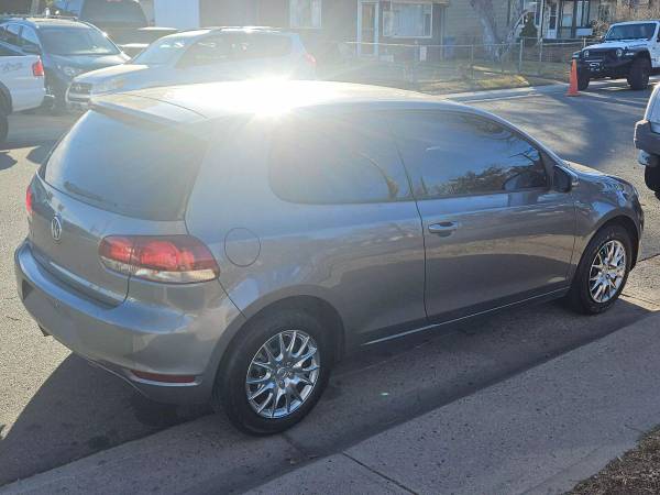 2011 Volkswagen Golf - Financing Available! - $7488.0063612358863235124