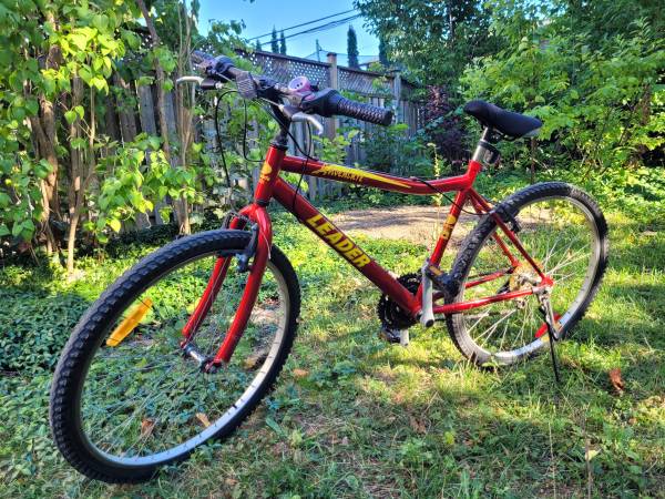 Mountain Bike - 26" Ladies 1