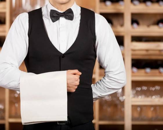 Professional Server & Assistant for Luxury Dinner Events 1