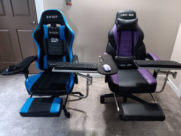Video gaming chairs 1