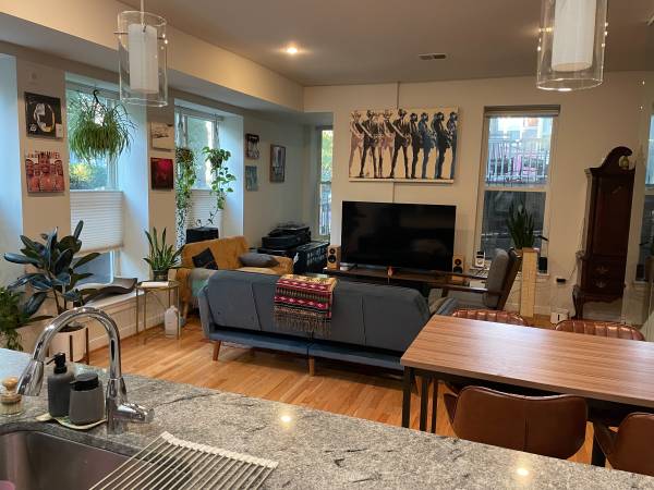 $1,450 Short Term Fully Furnished Room, Rent Includes Utilities and Cleaners (Washington)63779239167489120