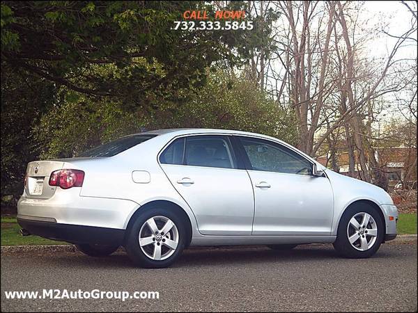 2009 Volkswagen Jetta SEL PZEV 4dr Sedan 6A - $3,900 (East Brunswick, NJ)63654711864323123
