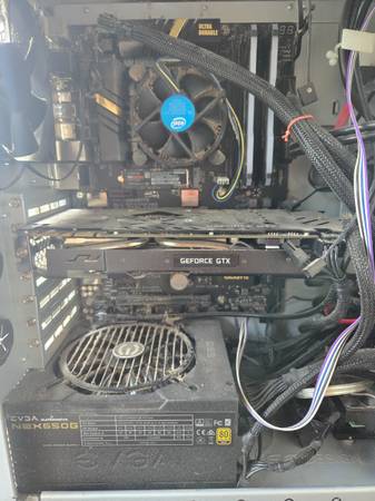 Construcción de PC básica, i5, GTX 1080, 32 GB - $275 (Carnation)63471362029441122