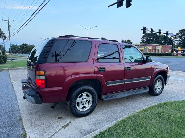 2005 Chevrolet Tahoe LT Funciona perfectamente !! - $4,995 (Chesapeake)63621686426627121