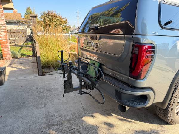 E-bike rack by Hollywood 1