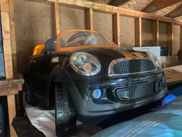Children’s Ride-on Mini Cooper (Black), Used 1