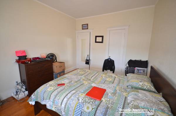 $2,200 / 1br - SIN COMISIÓN. Brighton 1 dormitorio con calefacción y agua caliente incluidas. Disponible 9/163809989329155123