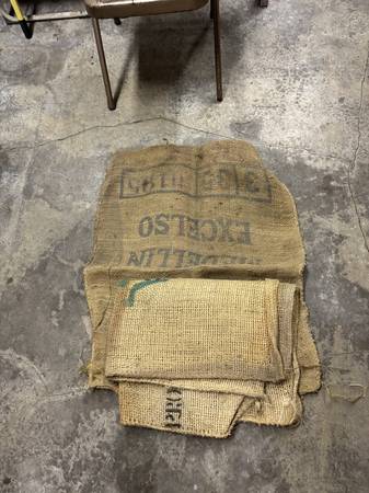 GUNNYSACK BURLAP BAGS 1
