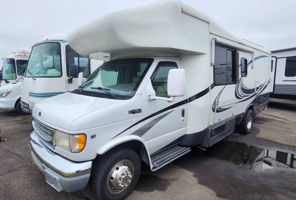 2001 Born Free 26'  "This one's SOLD, but we have others like i 1