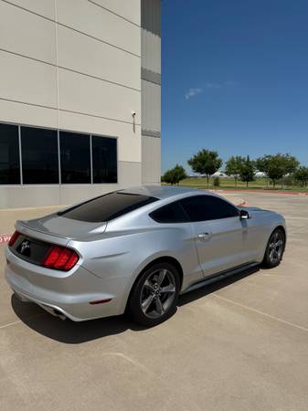 2015 Ford Mustang - $14,000 (Irving)63479140234627124