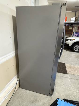Frigidaire Gallery 26cu ft Stainless side by side Refrigerator